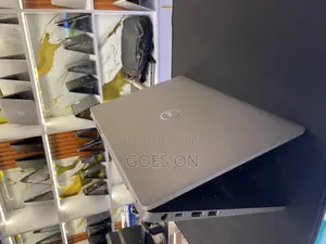 Laptop Dell Latitude 5310 16GB Intel Core I7 SSD 512GB