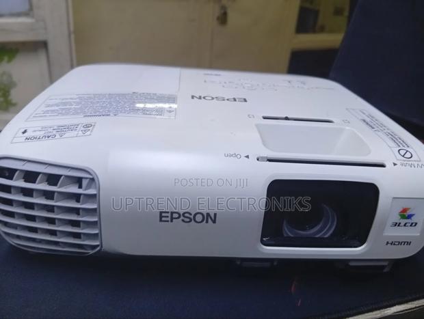 Epson X20 – Bright, Clear Reliable! - main view