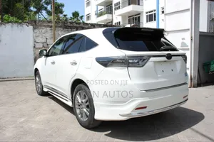 Toyota Harrier 2.0 2014 White