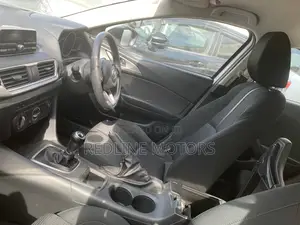 Mazda Axela 2018 White