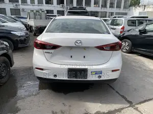 Mazda Axela 2018 White