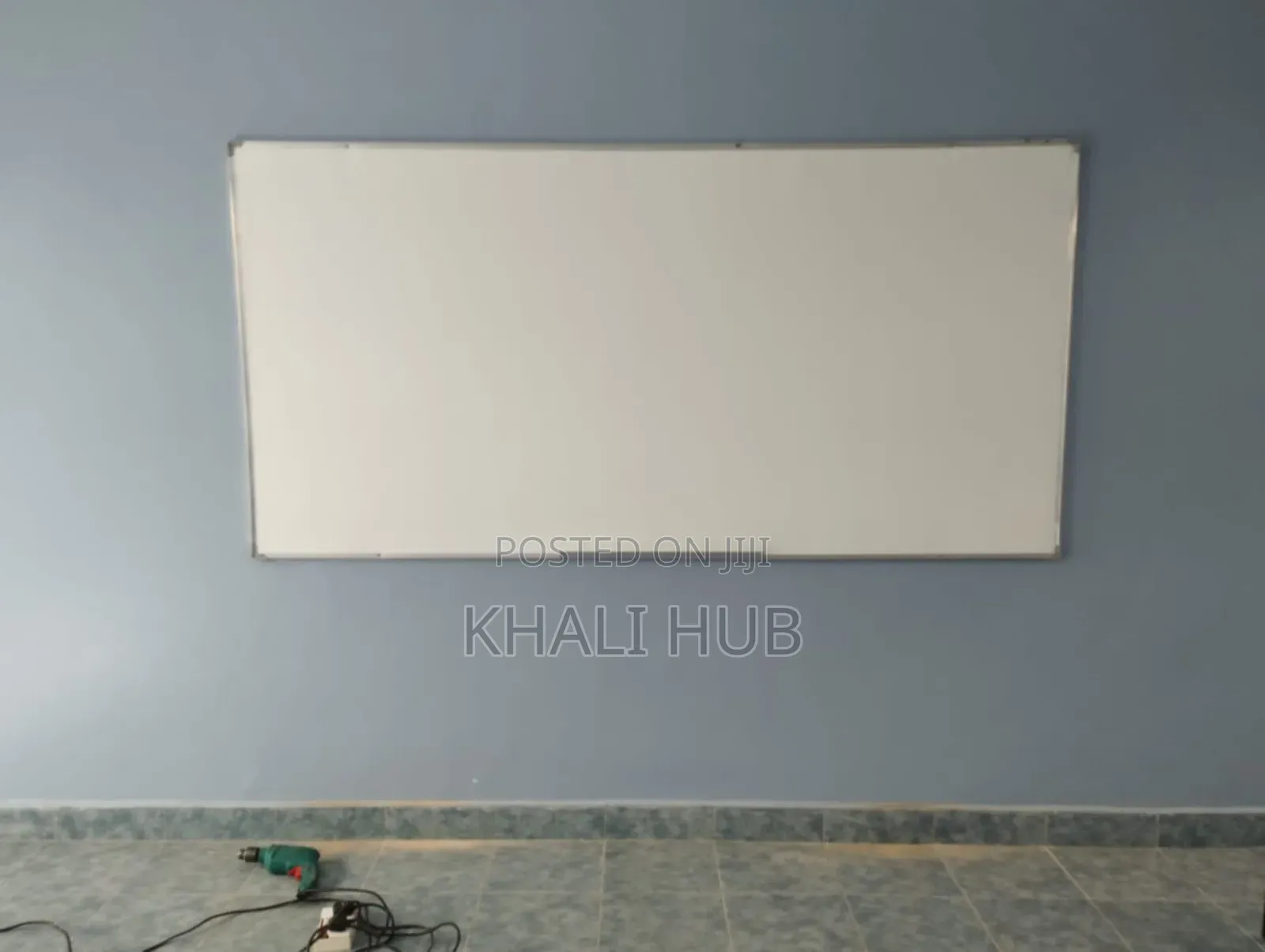 Whiteboard Quality Whiteboard With Aluminium Frame 8ft X 4ft