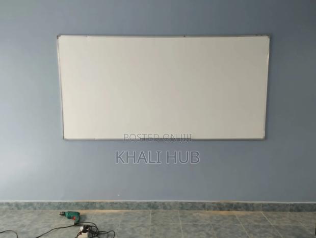 Whiteboard Quality Whiteboard With Aluminium Frame 8ft X 4ft