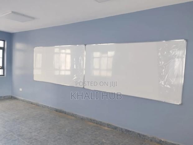 Heavy Duty Whiteboard for Business and Training Whiteboard