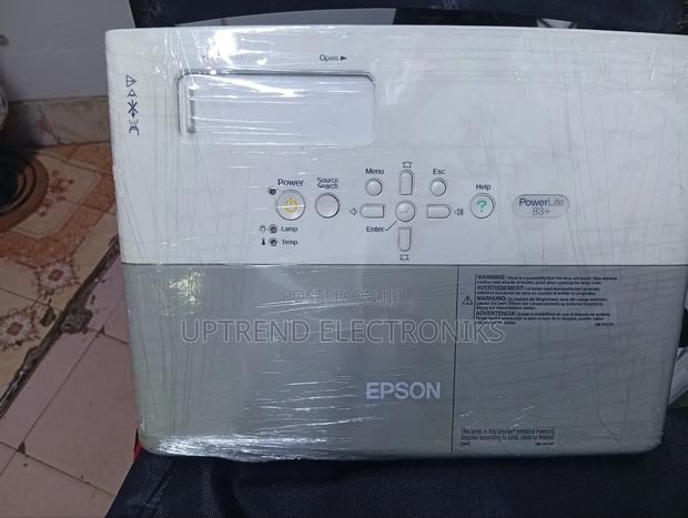 High-Clarity Epson Powerlite 83 Projector! - thumbnail 2