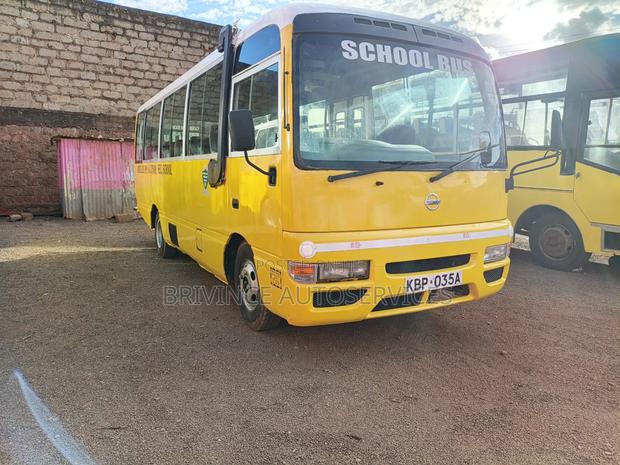Nissan Civilian 2008 Yellow