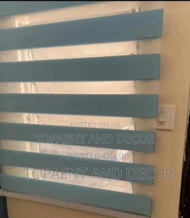 Classic Roller Blinds For Both Office And Home