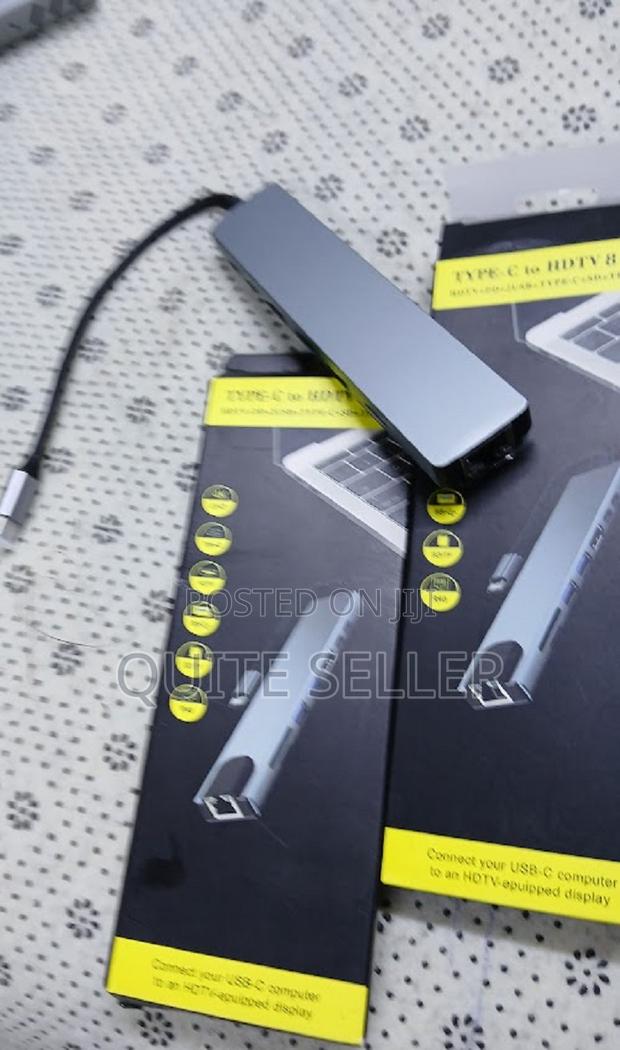 Hdmi Type C to HDTV 8-in-1 Adapter Supports Fast Charging - main view