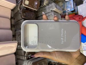 Narto iPhone 17 Pro Max Case Liquid Silicone With Microfiber Lining - thumbnail 2