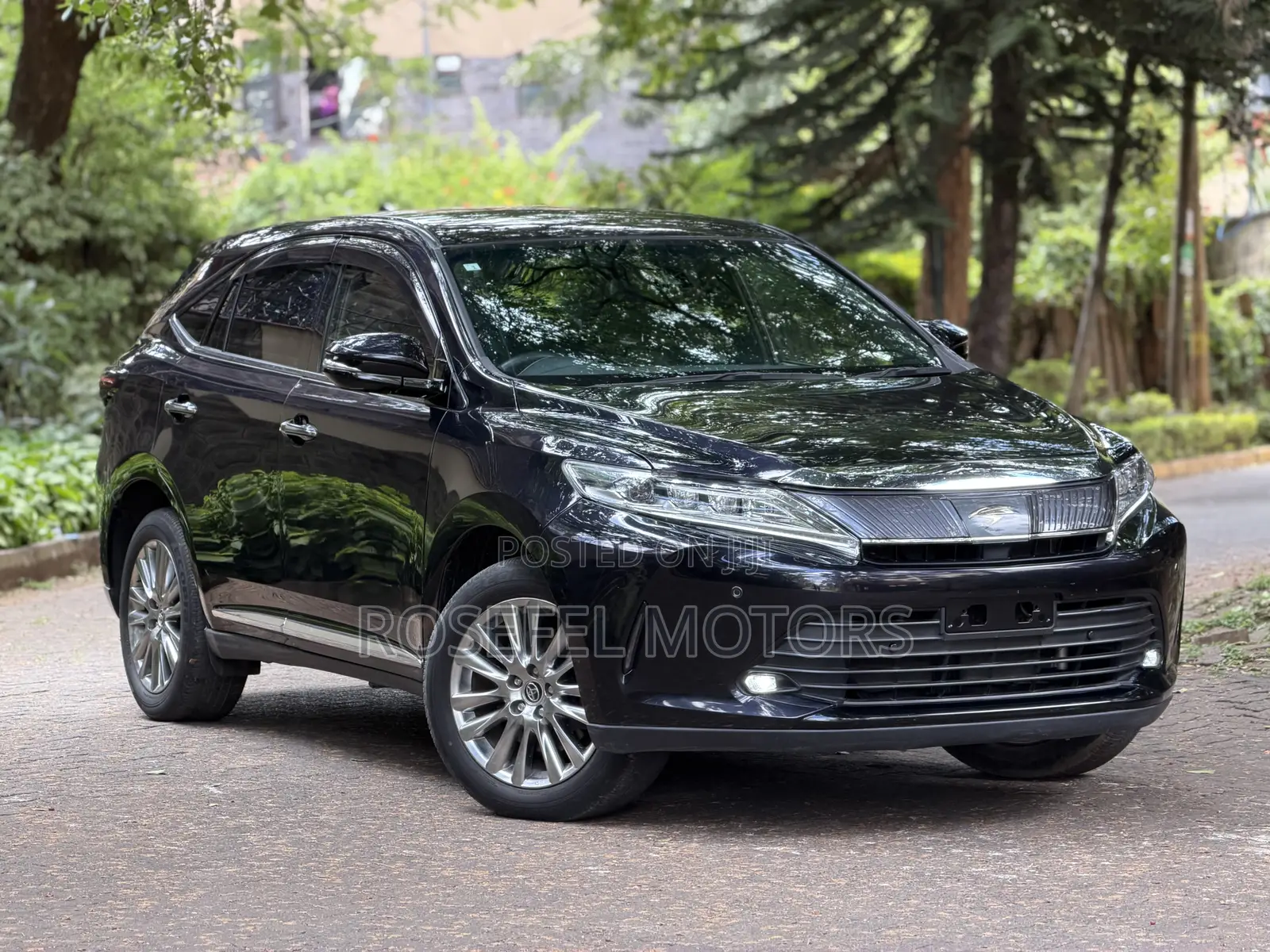 Toyota Harrier 2.0 4WD 2019 Purple