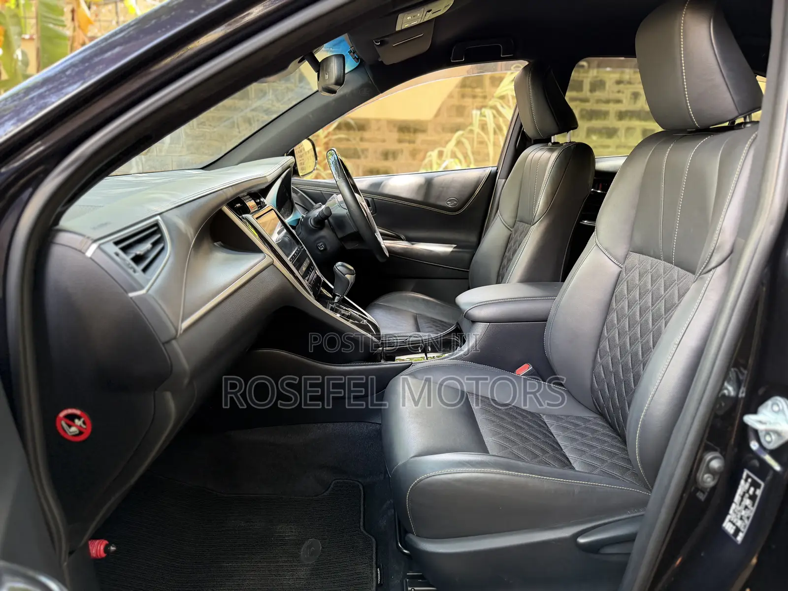 Toyota Harrier 2.0 4WD 2019 Purple