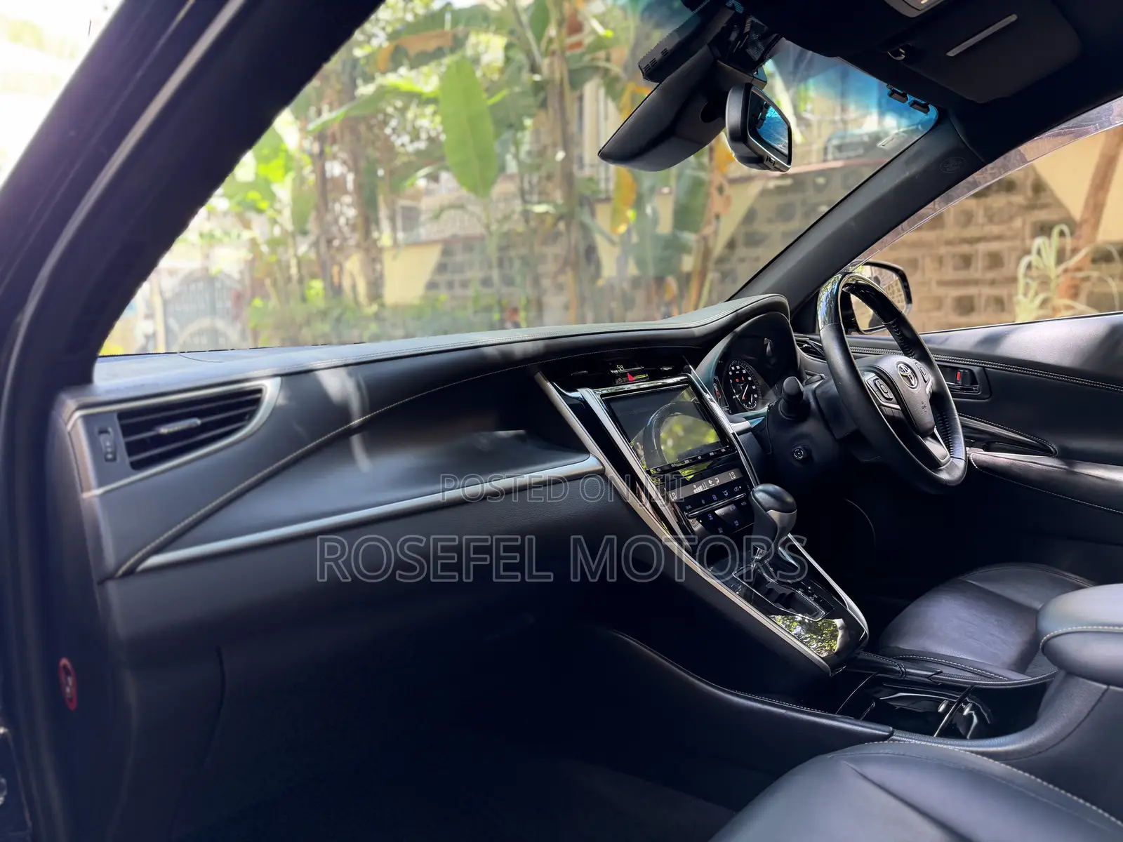 Toyota Harrier 2.0 4WD 2019 Purple