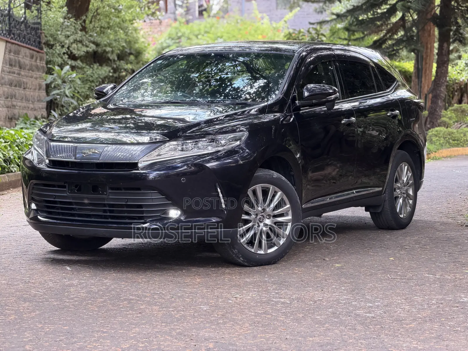 Toyota Harrier 2.0 4WD 2019 Purple