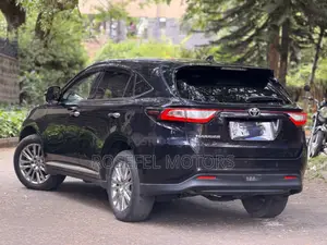 Toyota Harrier 2.0 4WD 2019 Purple