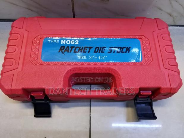 Ratchet Die Stock - main view