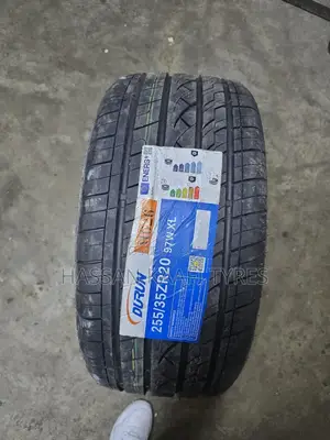 255/35r20 Durun Tyre