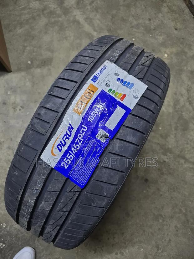 255/45r20 Durun Tyre