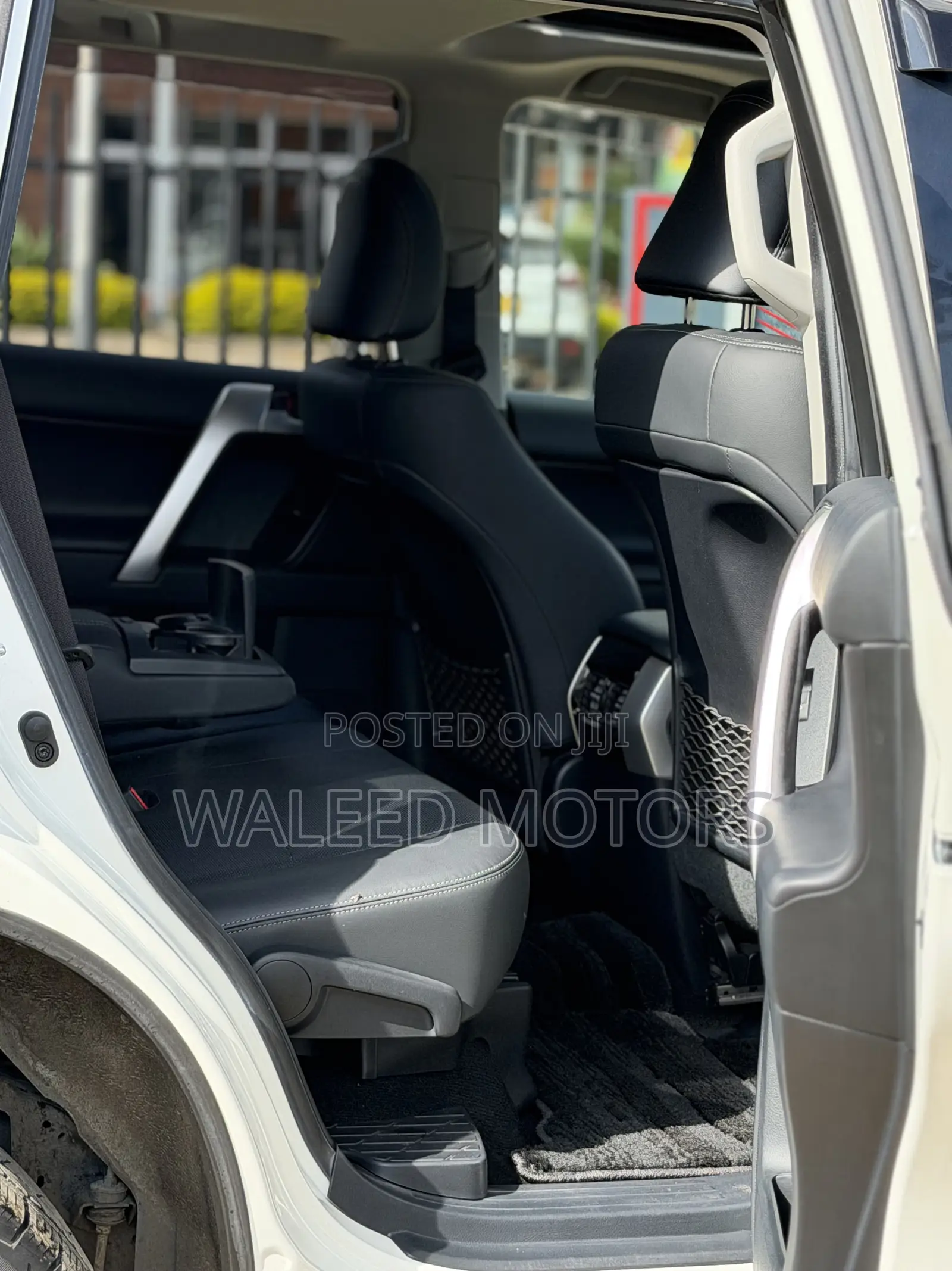 Toyota Land Cruiser Prado 2.8 2019 Pearl