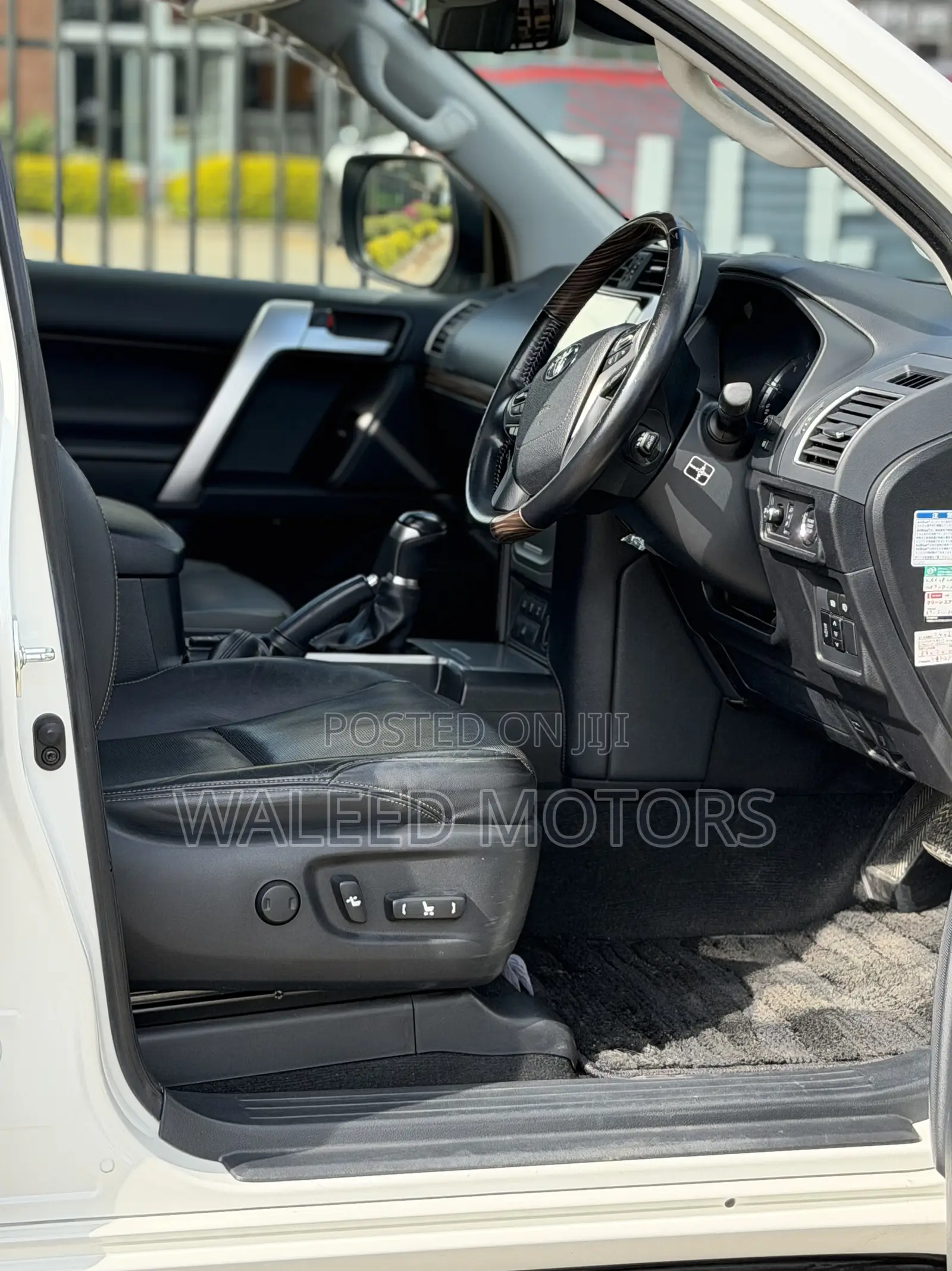 Toyota Land Cruiser Prado 2.8 2019 Pearl