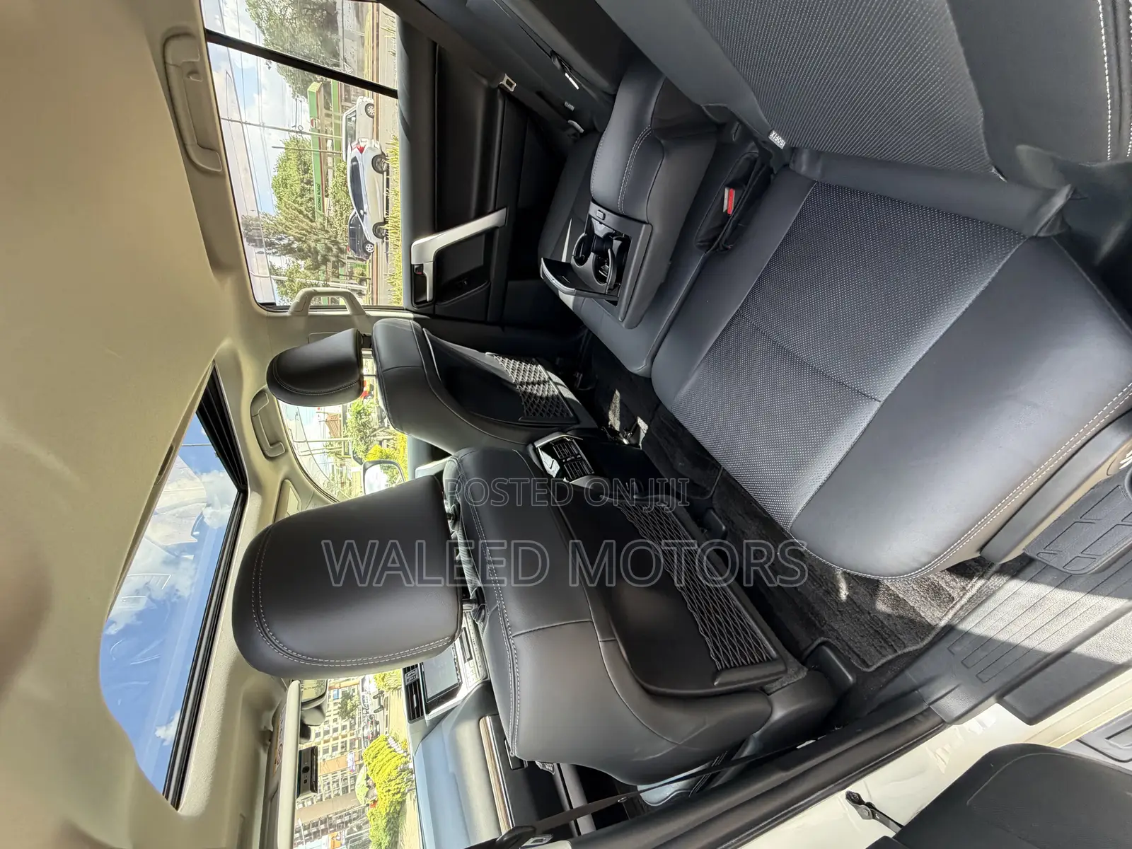 Toyota Land Cruiser Prado 2.8 2019 Pearl