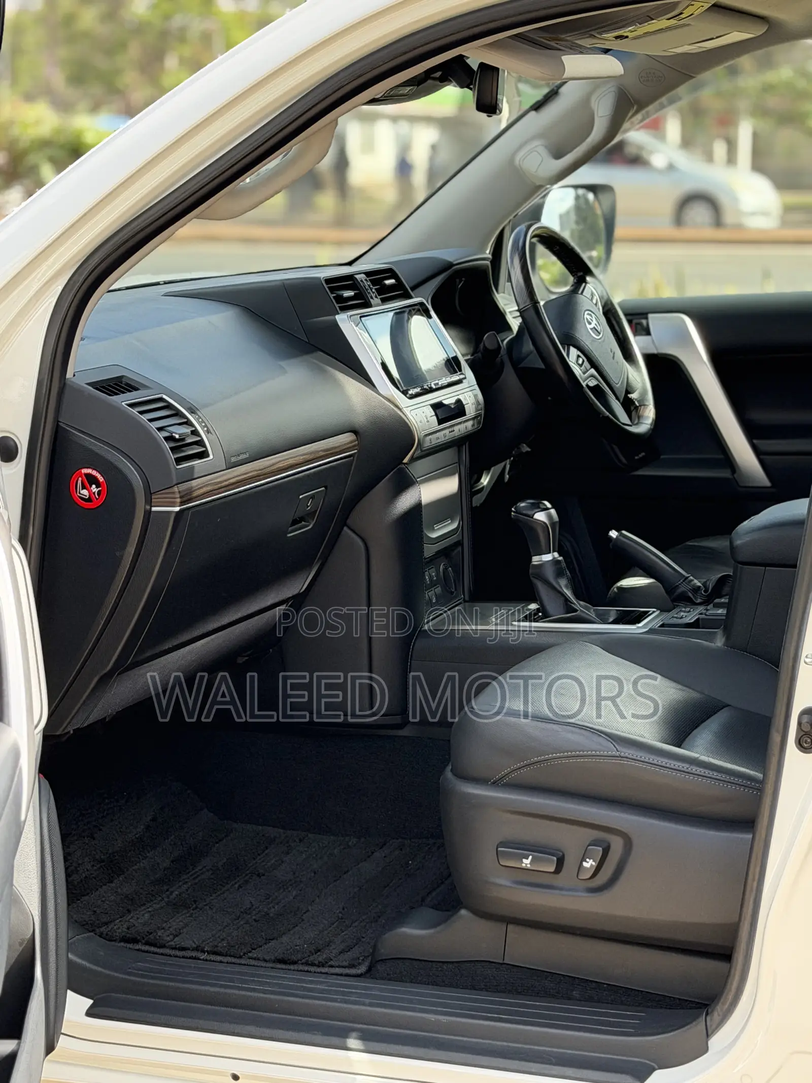 Toyota Land Cruiser Prado 2.8 2019 Pearl
