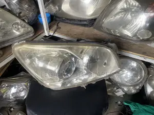 Toyota Rav 4 Ac 36 Headlight