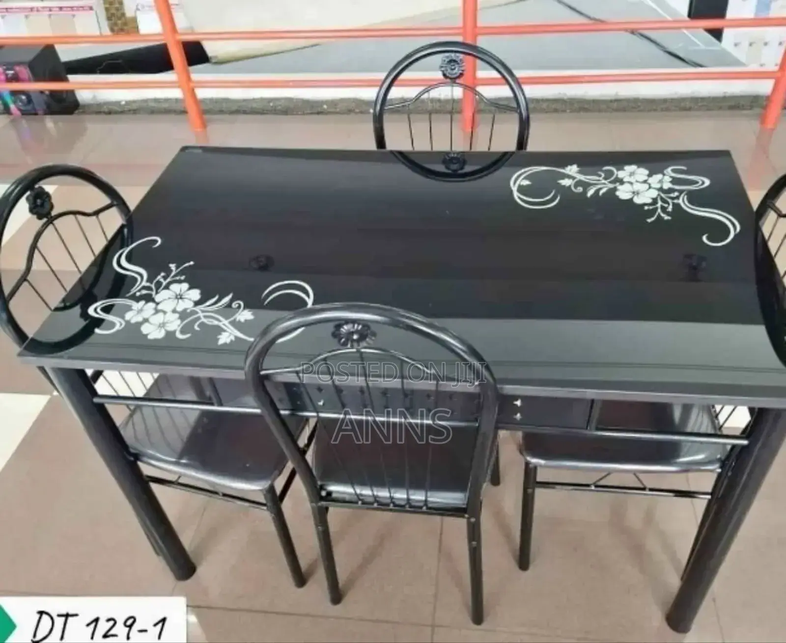 Movable Black Dinning Table