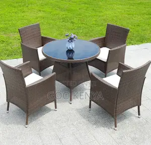 Home Dining Set; Weather-Resistant Outdoor Rattan Round Bistro Set