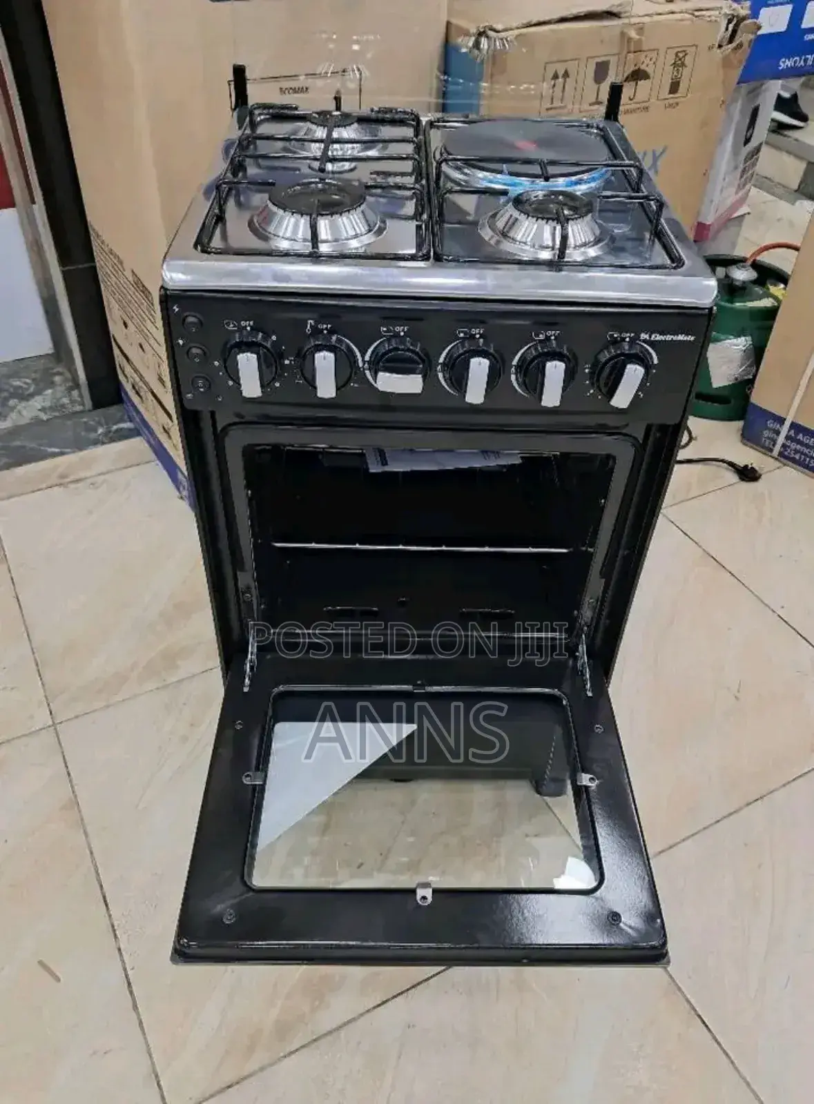 Black Electromate Standing Cooker