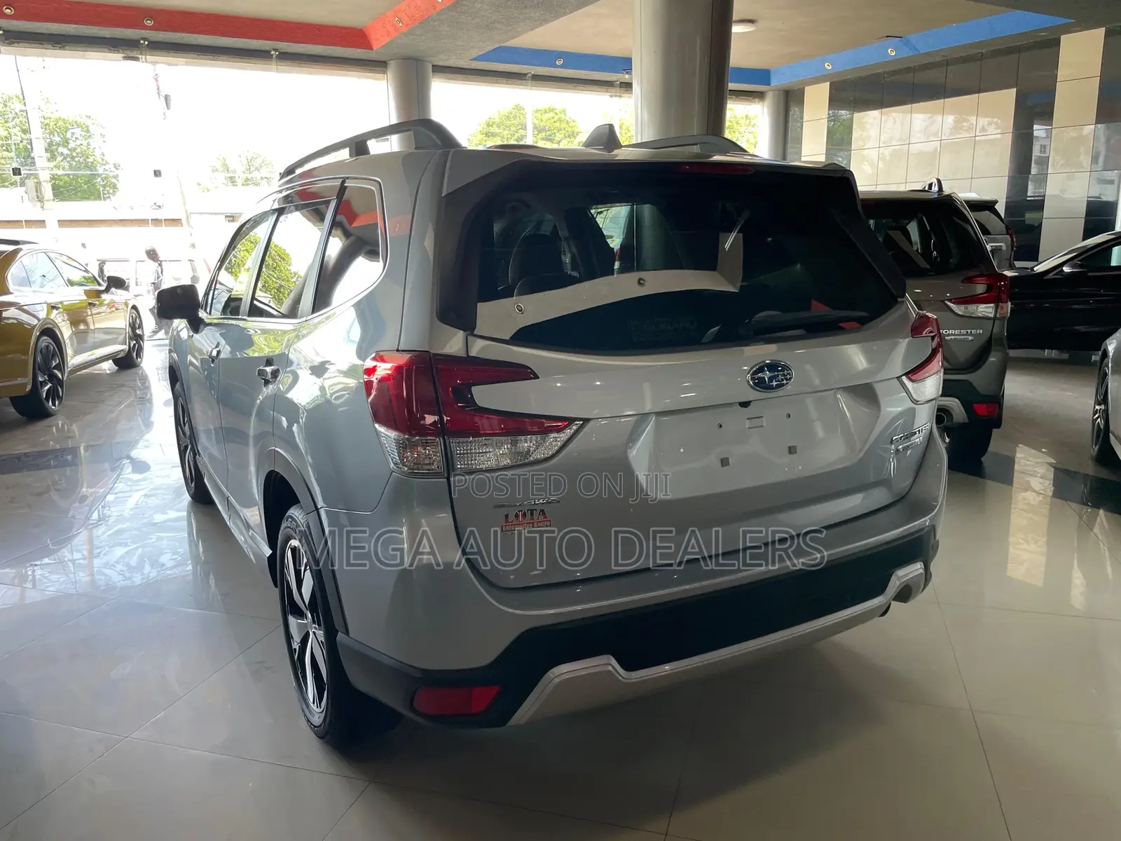Subaru Forester 2019 Silver