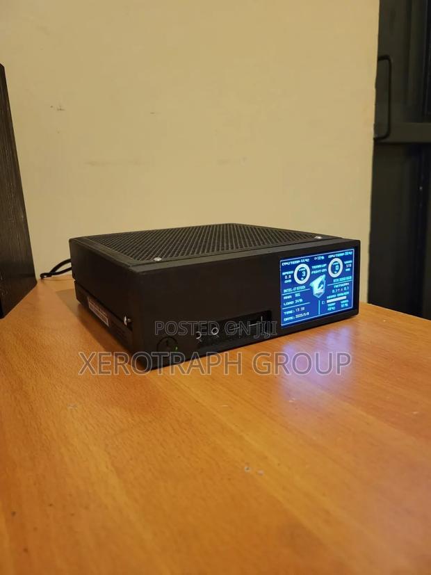 Desktop Computer Lenovo ThinkStation P330 16GB Intel Core i7 SSD 512GB - thumbnail 2