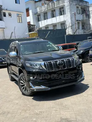 Toyota Land Cruiser Prado 2019 Black