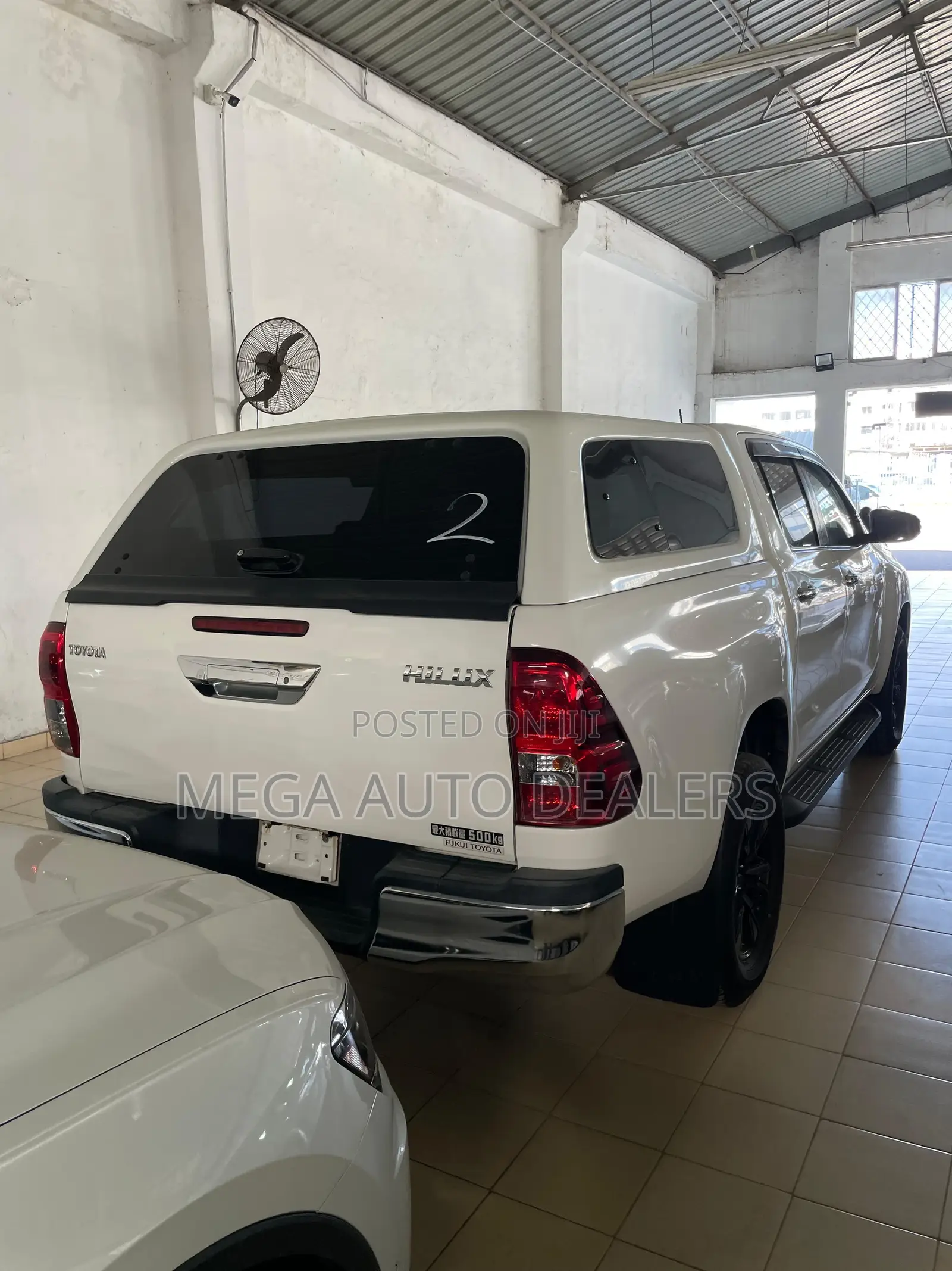 Toyota Hilux 2019 White