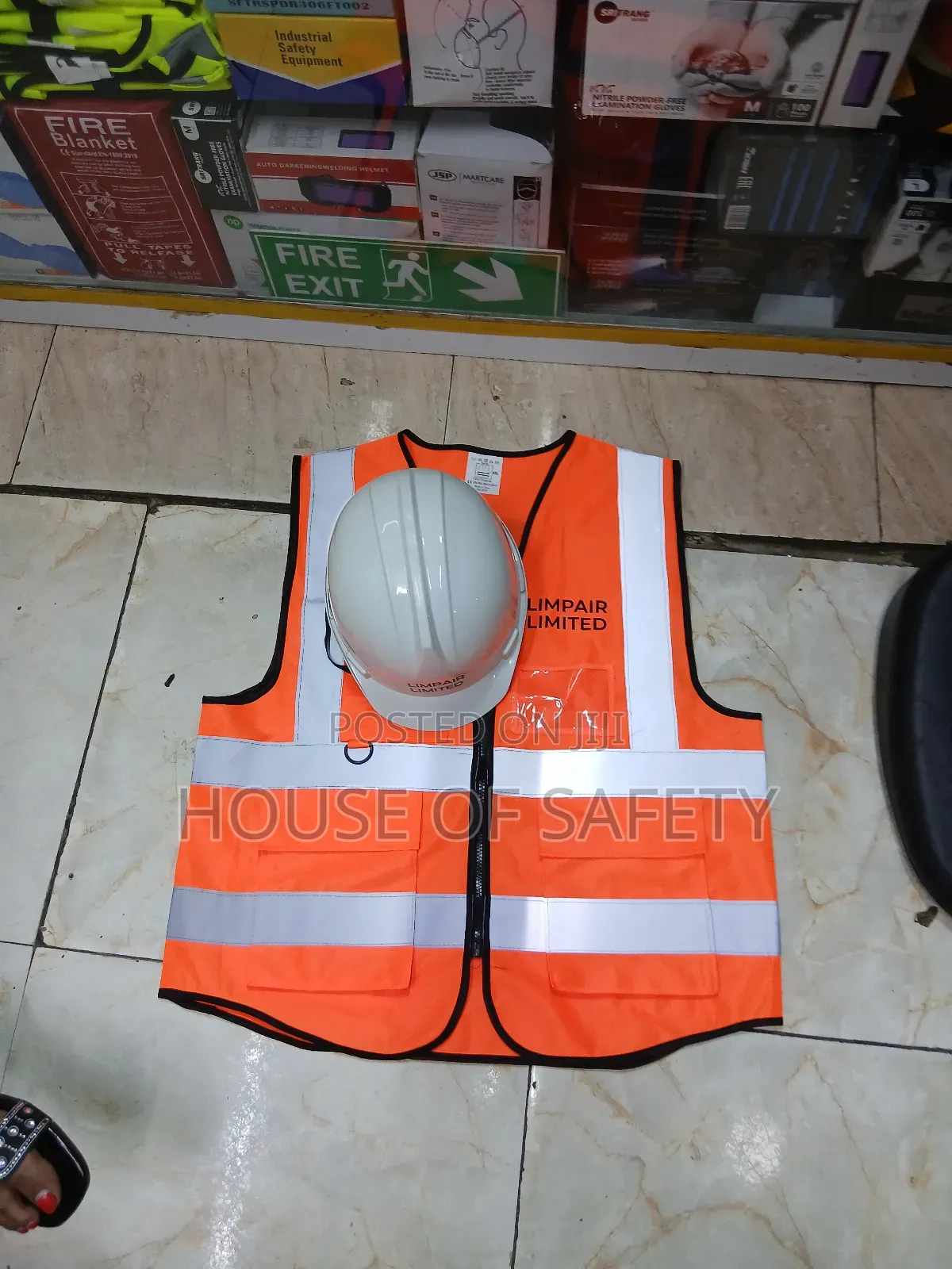 Safety Garment Designed Package Of 2 Helmet And Reflector