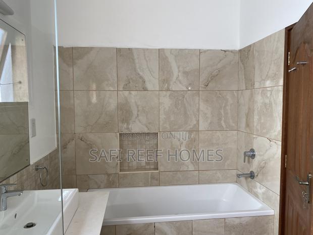 4bdrm Villa in Nyali for sale - thumbnail 14