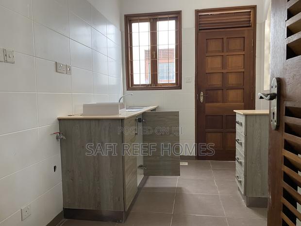 4bdrm Villa in Nyali for sale - thumbnail 10