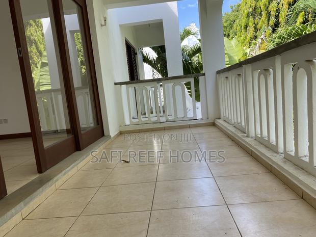 4bdrm Villa in Nyali for sale - thumbnail 18