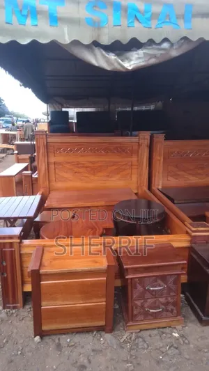 5by6 Bed Made of Mahogany at 55,000
