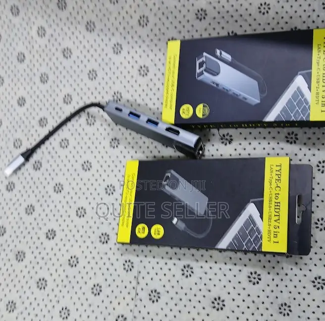 Type C to HDTV 8 in 1 Adapter Versatile and Compact Hub