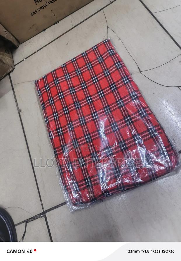 Red Black Maasai Shuka