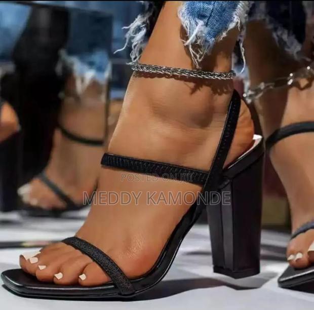 Black Chunky Heels - thumbnail 3