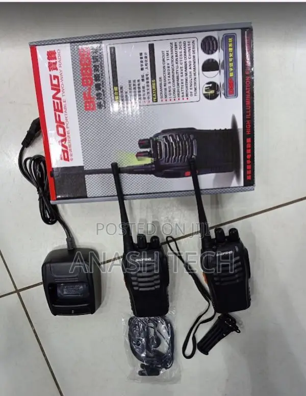 Baofeng Bf-888s Handheld Radio Call Walkie Talkies 3 Km Distance