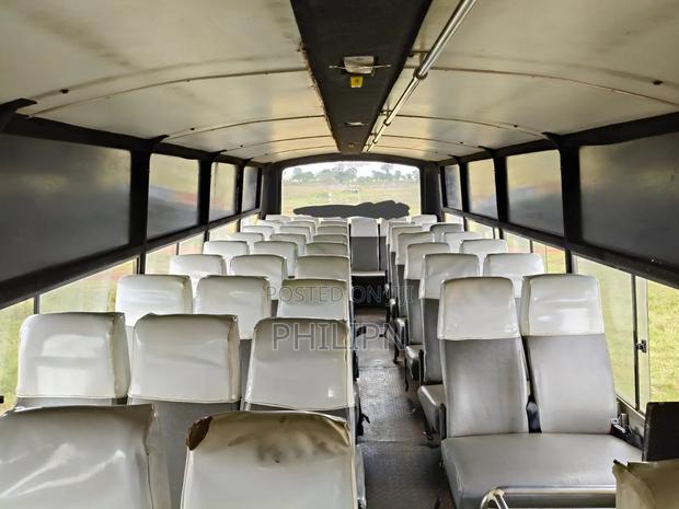 Bus 2017 Beige - thumbnail 2
