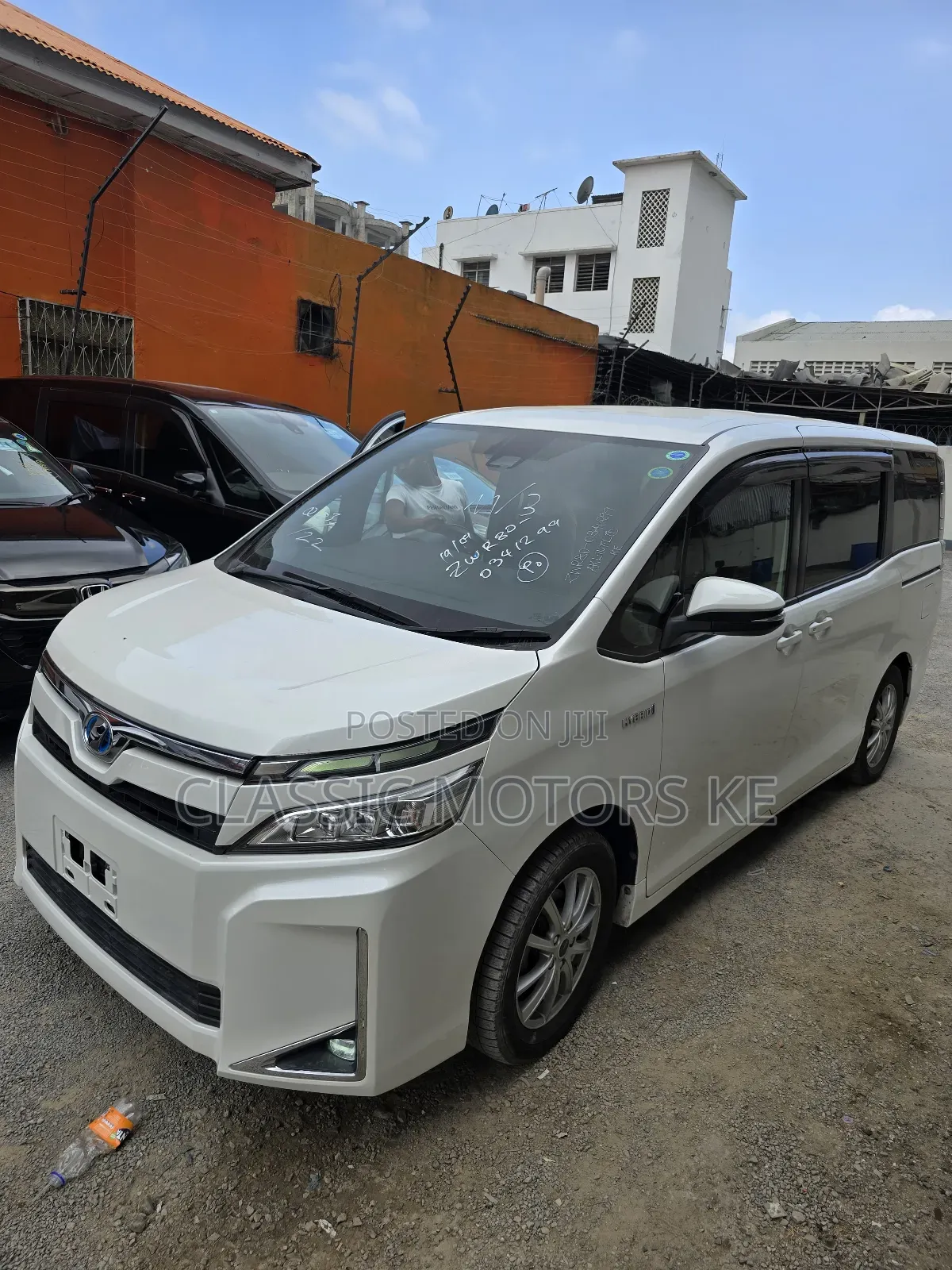 Toyota Voxy 2019 White