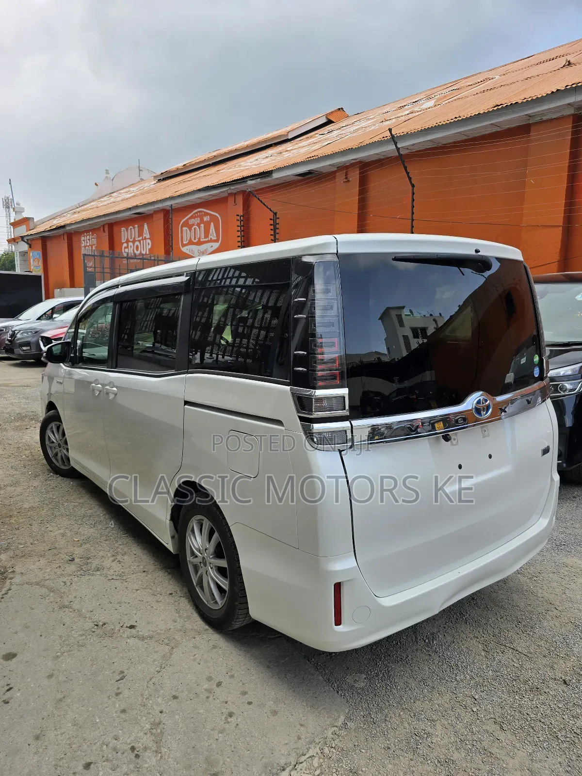 Toyota Voxy 2019 White