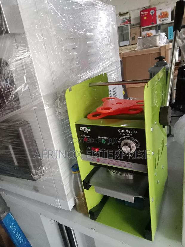 3 Cup Sealing Machine for Bubble Tea Juice Shops Fast Heating. - main view