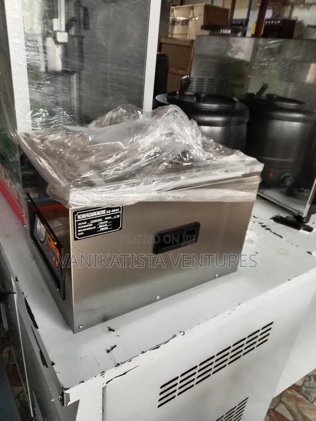 Household Vacuum Sealer – Keeps Food Fresh Longer
Removes Air.