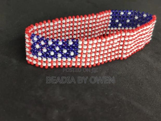 Patriotic Us Red–Blue Beaded Wrist Bangle - main view