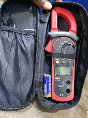 Digital Clamp Meter Uni-t Un200a