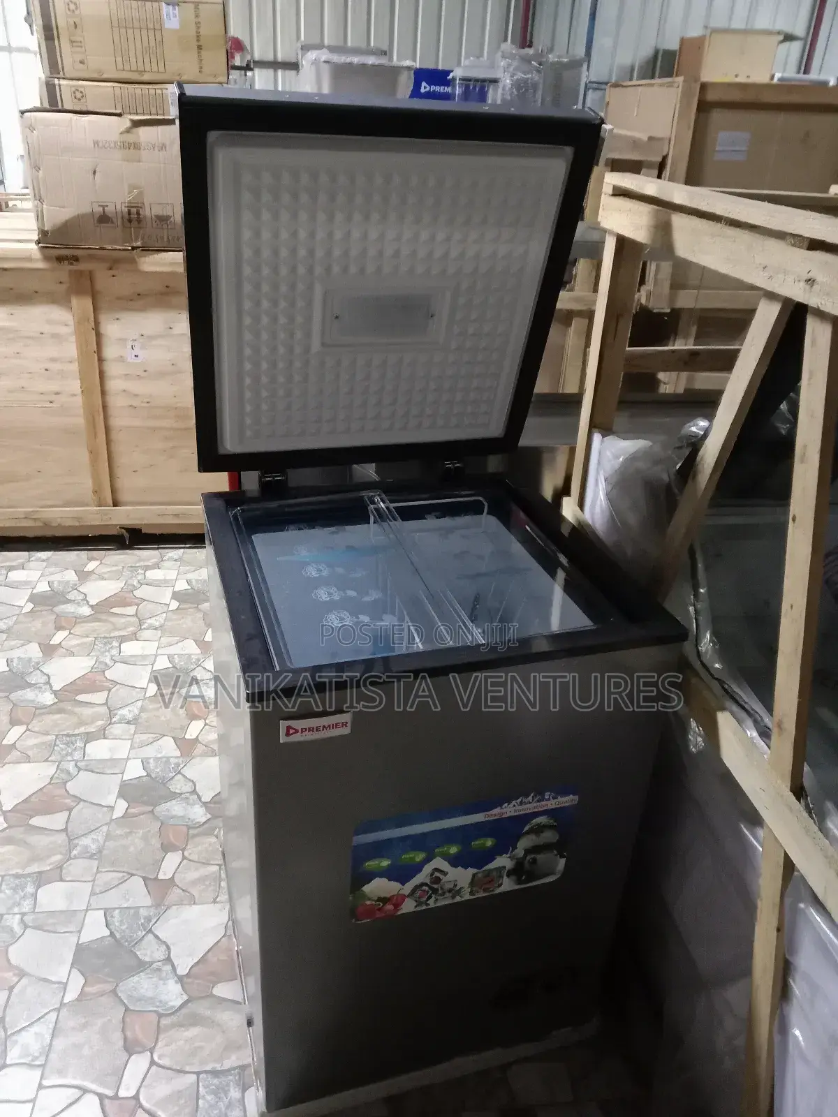 100 Litres,Heavy Duty Chest Freezer for Commercial Use
Strong Build.